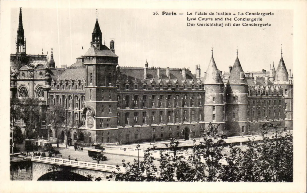 Paris — O Palácio de Justiça — A Conciergerie — editor F. Floory, Paris - Frente