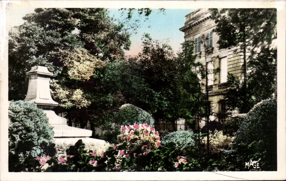 Alençon - Os Jardins — editor MAGE, n°7 - Frente