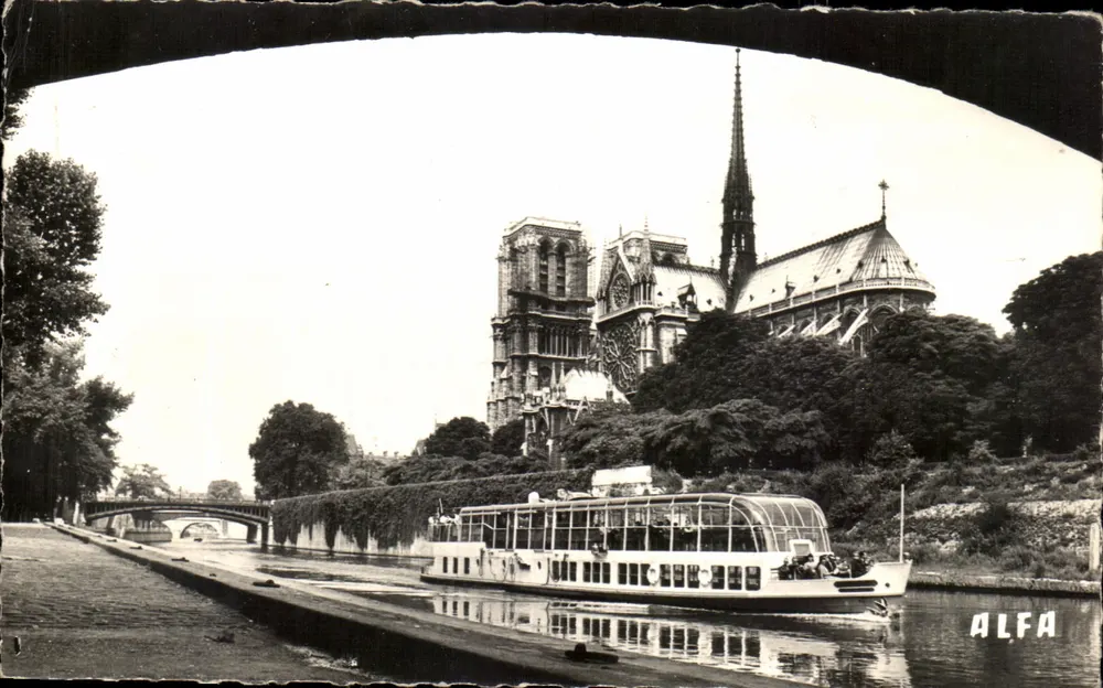 Notre-Dame de Paris — Bootsfahrt « Coup d'œil » — ALFA - Vorderseite