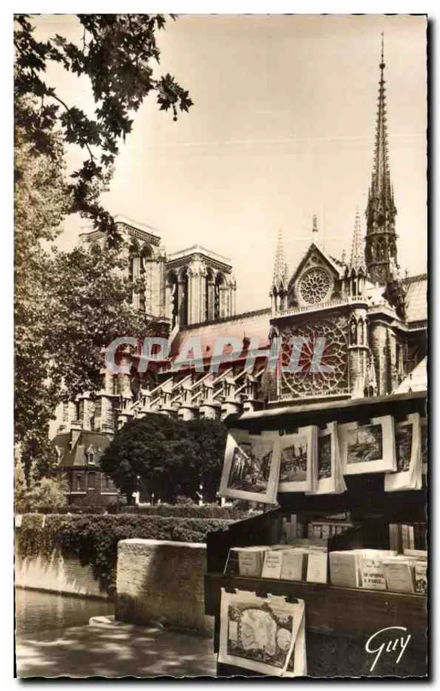 Notre-Dame de Paris — vista com quiosque de souvenirs — editor Graphil, número de série não visível - Frente