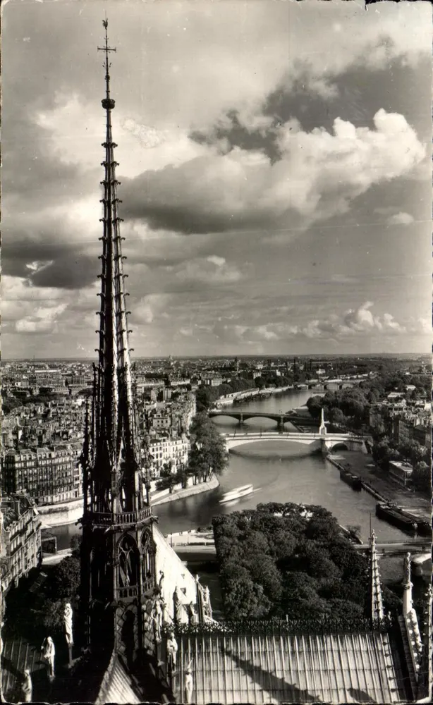 Paris - Perspectiva sobre a Sena a partir de Notre-Dame — Édition ALFA, n°31 - Frente