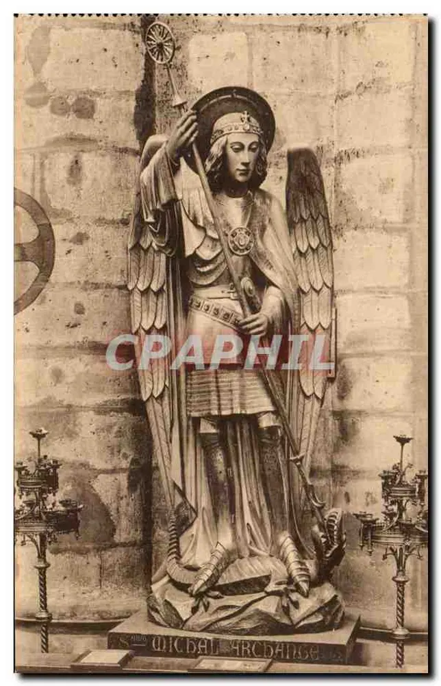 Statue des Heiligen Michael — Kollegiatekirche SS. Michael und Gudule — Brüssel - Vorderseite