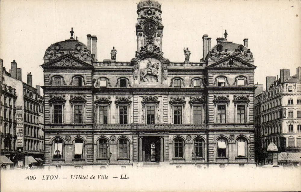 Lyon — O Hotel de Ville — LL. n° 495 - Frente