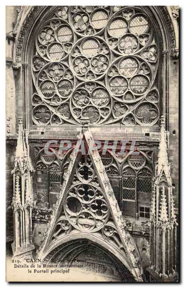 Caen — Kirche Saint-Pierre — Details der Rosefenster über dem Haupteingang - Vorderseite