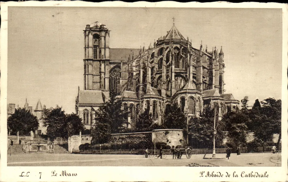 A Abside da Catedral — Le Mans — C° dos Artes — n° 7 - Frente