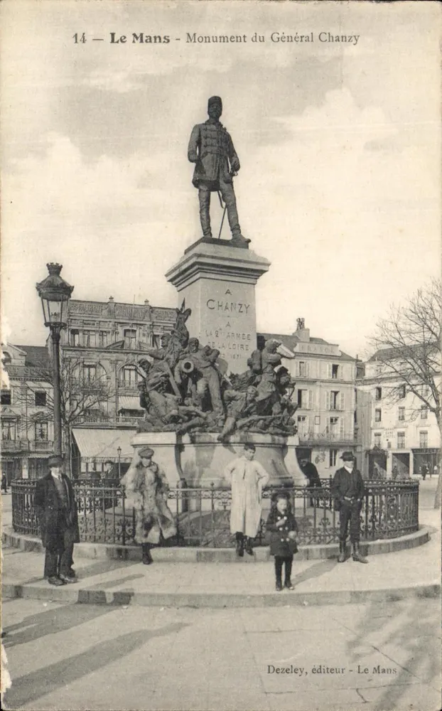 Le Mans - Monumento do Geral Chanzy — Dezeley, editor - Le Mans - Frente