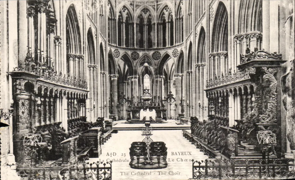 Bayeux — La Cathédrale — Le Chœur — A. Dubois, éditeur, n° 23 - Frente