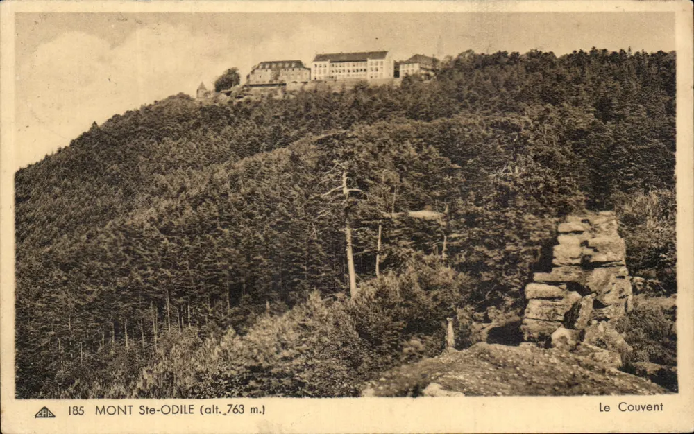Monte Ste-Odile (alt. 763 m.) — O Mosteiro — Ch. des Arts Fot. Schiltigheim - Frente