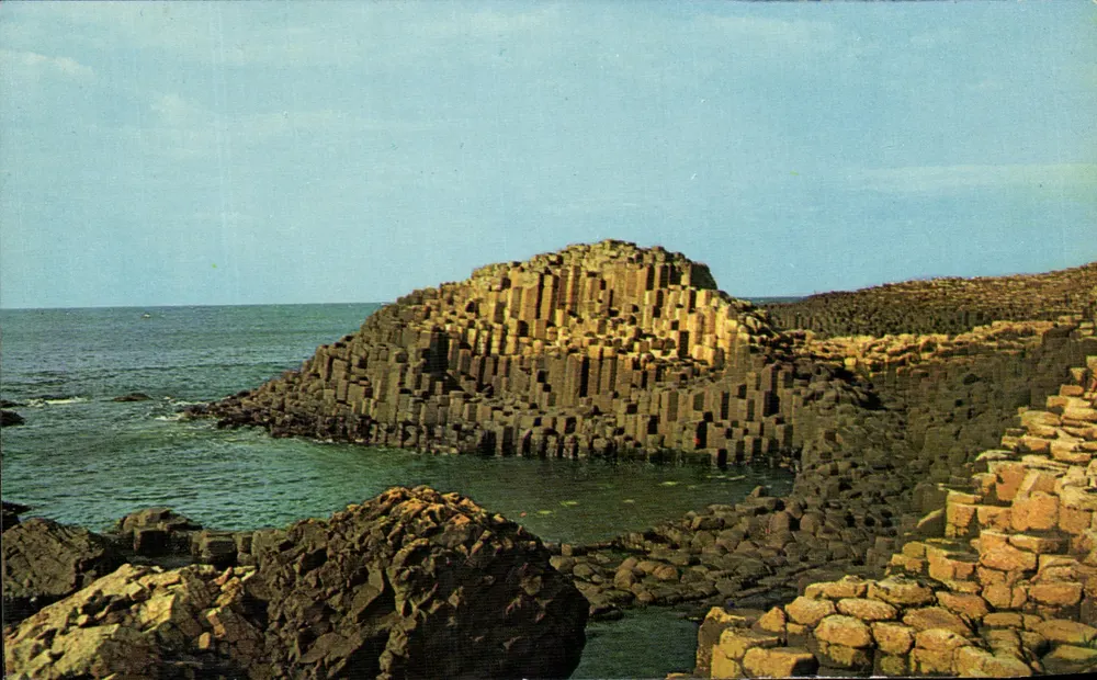 Giant's Causeway, Co. Antrim — natuurverschijnsel — Ranitographics Ltd. P39783 - Voorkant