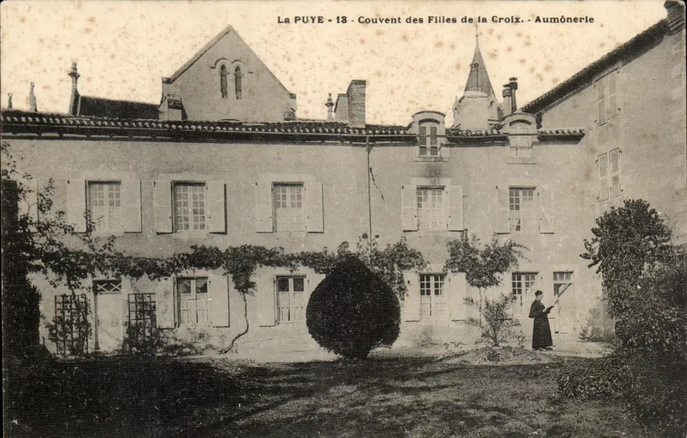 La PUYE - Konvent der Töchter des Kreuzes - Aumönerie - Vorderseite
