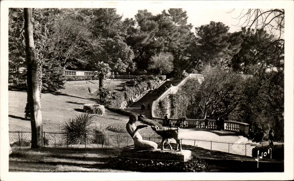 Nîmes (Gard) - Fontänen-Garten. Die römischen Bäder — Éditions d'Art, Paris - Vorderseite