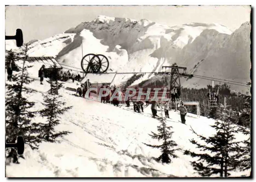 Ankunft des Télébenne in Super-Morzine — Morzine (Haute-Savoie) alt. 1000 m. - Vorderseite