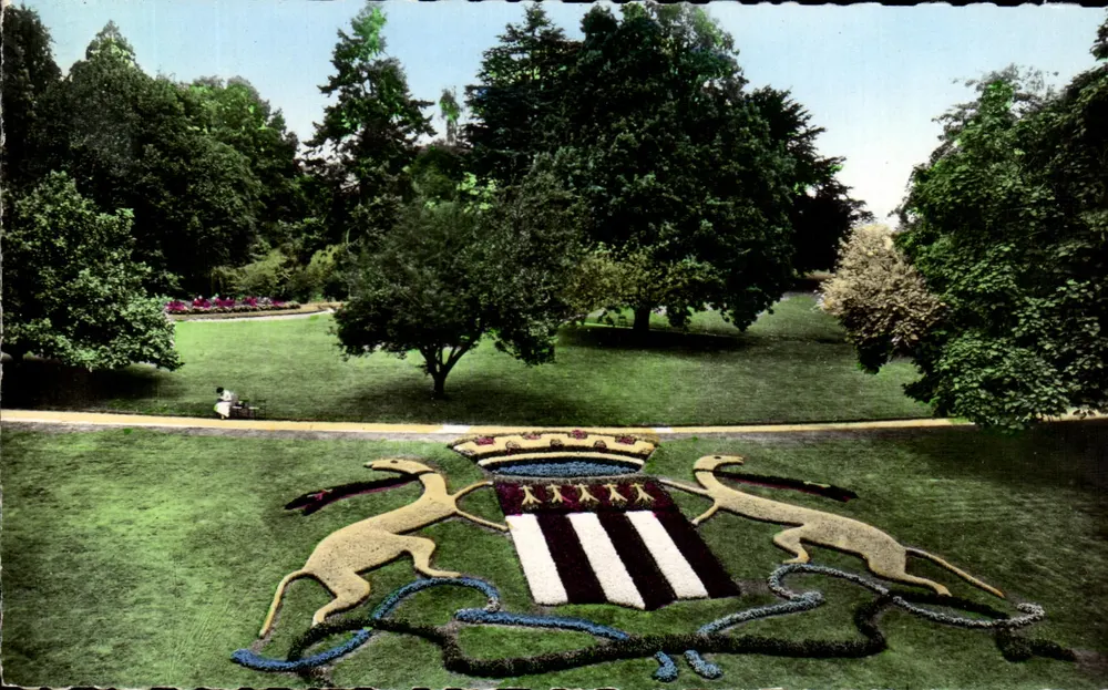 Die Wappen der Bretagne — Garten des Thabor, Rennes — Foto-Ausgabe in Bronze, Paris - Vorderseite