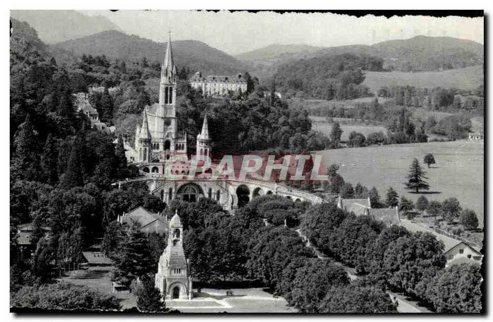 Lourdes — Den Kriegerdenkmal und die Basilika — Edition Polaris - Lourdes - Vorderseite