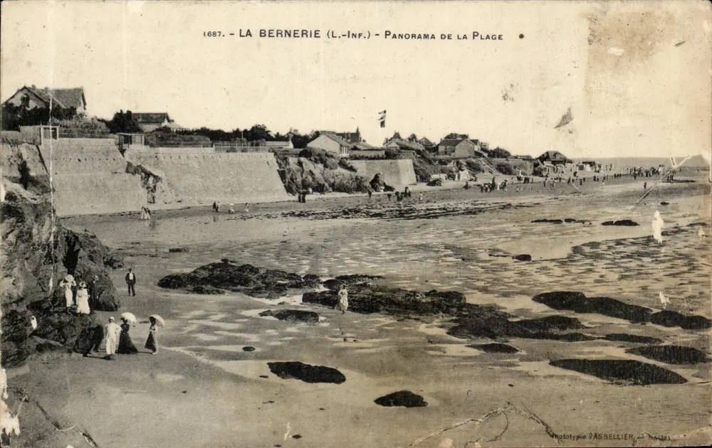 La Bernerie (L.-Inf.) — Panorama de la plage — Phototypie Passellier, n° 1687 - Frente
