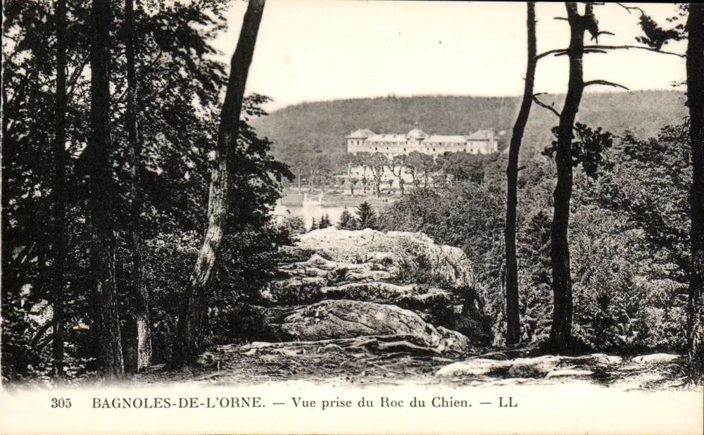 Bagnolles-de-l'Orne — Ansicht vom Roc du Chien — LL - Vorderseite