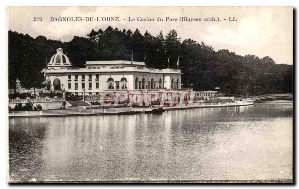 Bagnoles-de-l'Orne - Das Park-Casino (Bluysen arch.) - LL - Vorderseite
