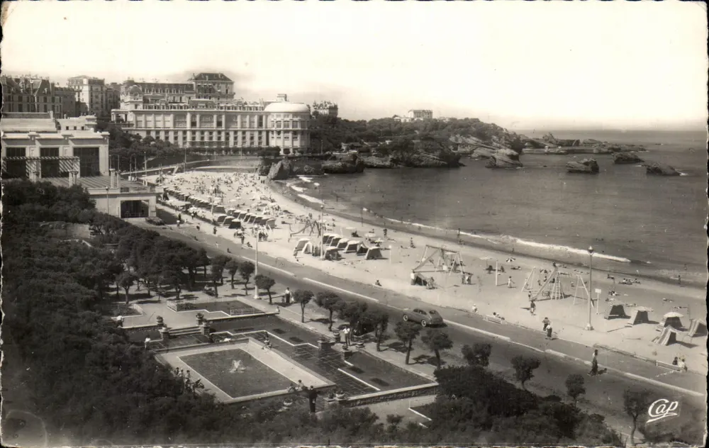 Biarritz — La Grande Plage und das BelleVue Casino — Verlag Cap - Vorderseite
