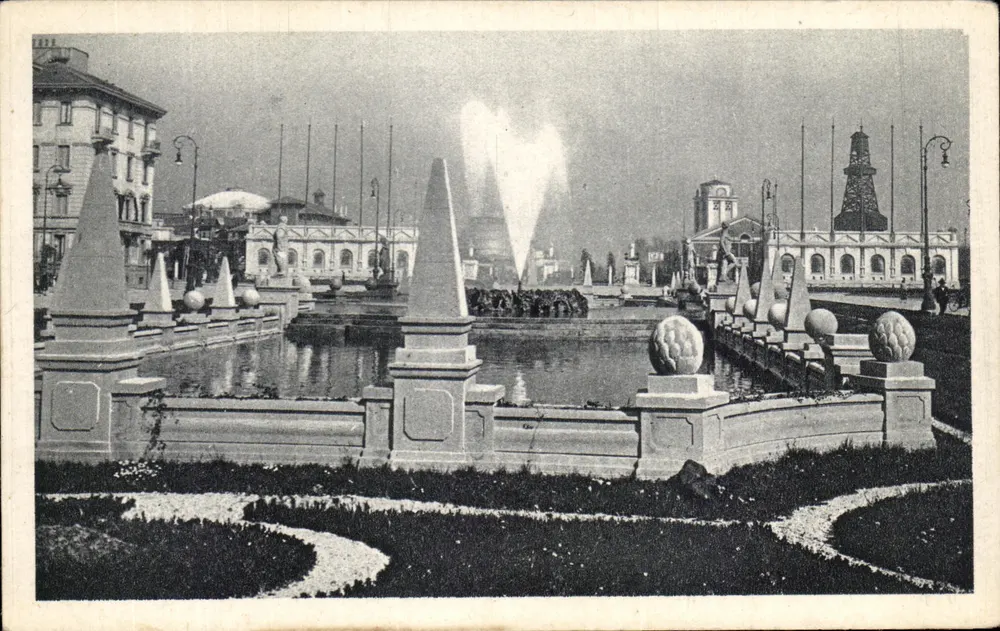Fonte de Piazza Giulio Cesare — Milão — Editor Estare Ghilli, n° 726 - Frente