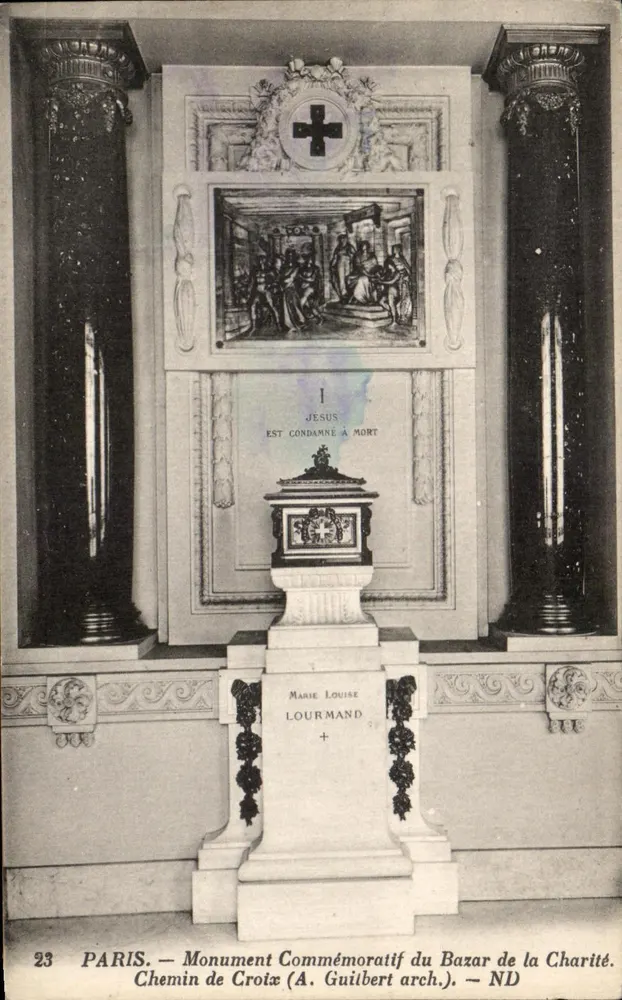 Paris — Gedenkmonument des Bazar de la Charité — A. Guilbert arch. - Vorderseite
