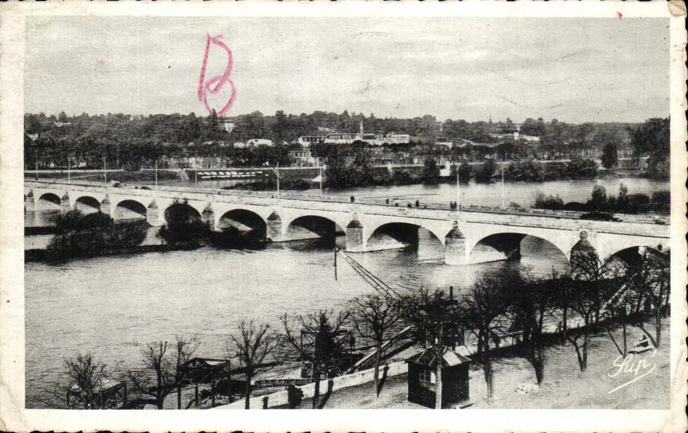 Tours — El Puente Wilson y la Loira — Edición J. Maitrebeau, n°32 - Anverso