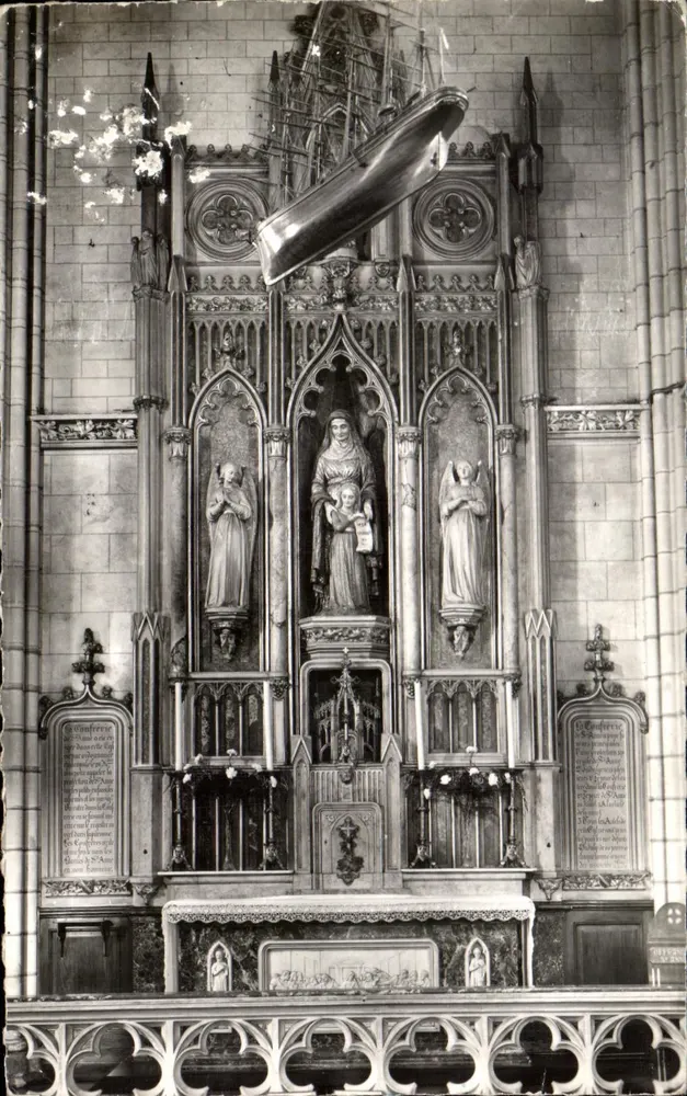 Innenansicht der Kathedrale — Altar der Heiligen Anna — Verlag: Nantes (Loire-Atlantique) - Vorderseite