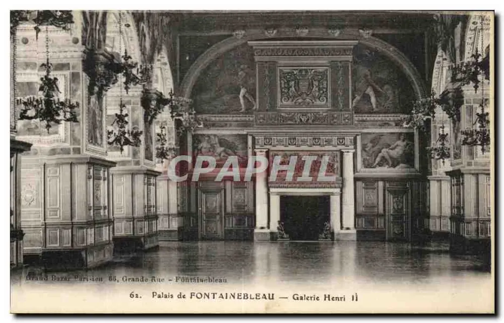 Schloss FONTAINEBLEAU — Galerie Henri II - Vorderseite