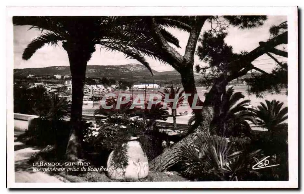 Bandol-sur-Mer — Allgemeiner Blick vom Beau Rivage - Vorderseite