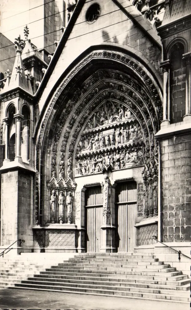 Lille — Kathedrale Notre-Dame de la Treille. Portal Saint-Eubert — Glatigny-Ausgabe, n°44 - Vorderseite