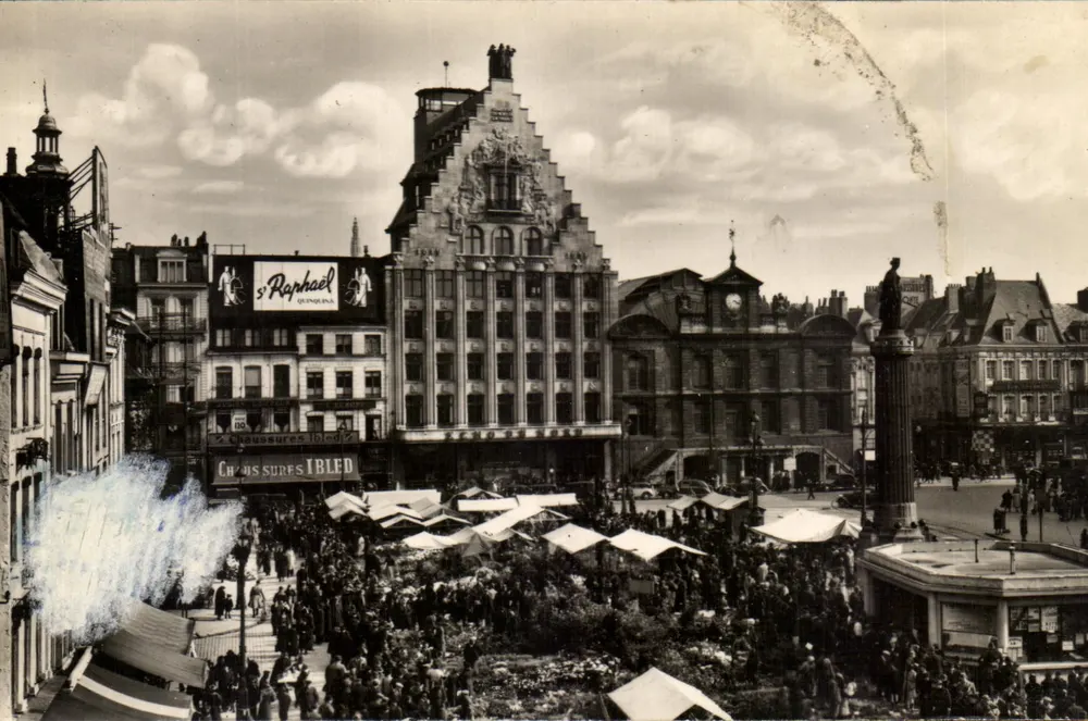 Place du Général de Gaulle — marché aux fleurs — Éditions O.P. - Paris - Vorderseite