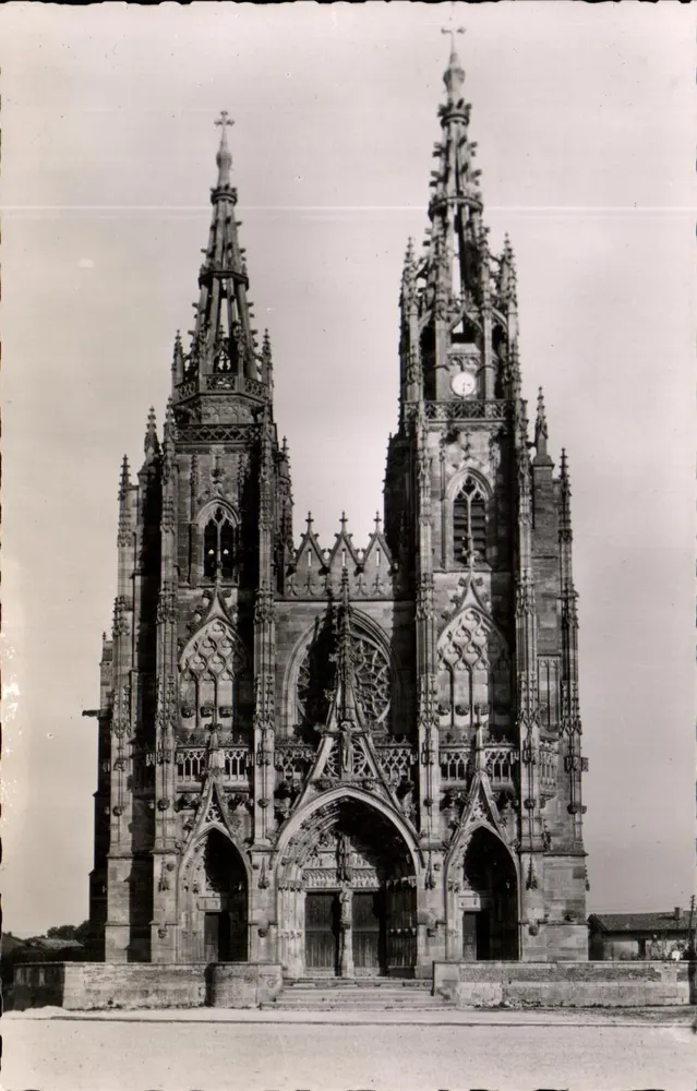 A Basílica — Arredores de Châlons-sur-Marne — Ed. G. Réant, 15 rue de l'Aqueduc, Paris - Frente