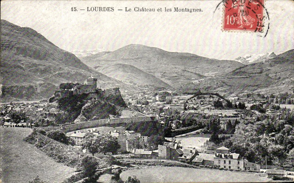 Lourdes — Das Schloss und die Berge — Unbekannter Verlag, Nr. 45 - Vorderseite