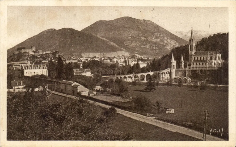 Lourdes — La basilique e il Pic du Jer — Edizione E. Renault - Lourdes - Recto