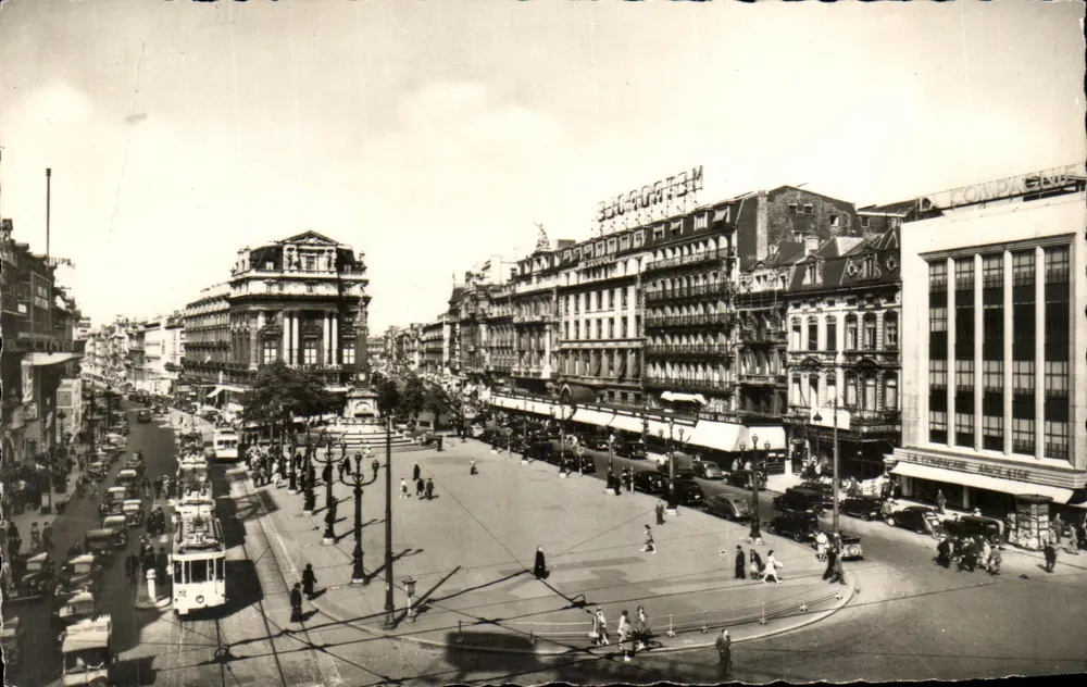 Place de Brouckère — Bruxelas — Photobrom S.P.R.L. - Frente