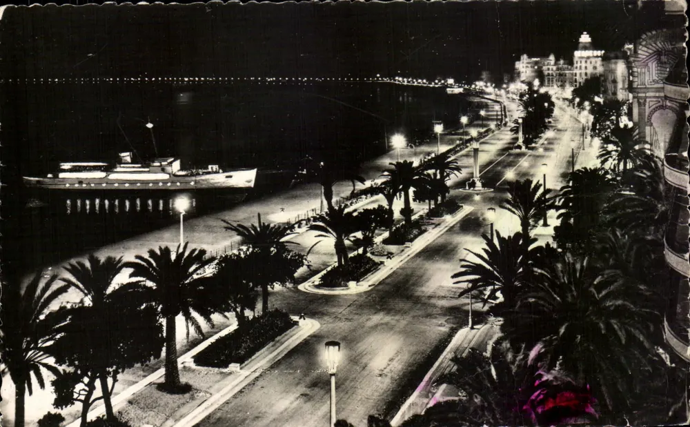 Nice à Noite — Passeio pelo Mar — Edições G.M. - Frente