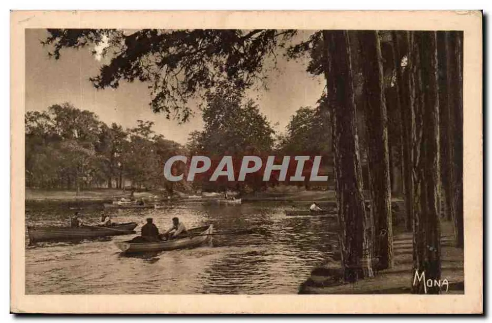Bois de Boulogne — Szene mit Kanufahren auf dem unteren See — Verlag Mona - Vorderseite