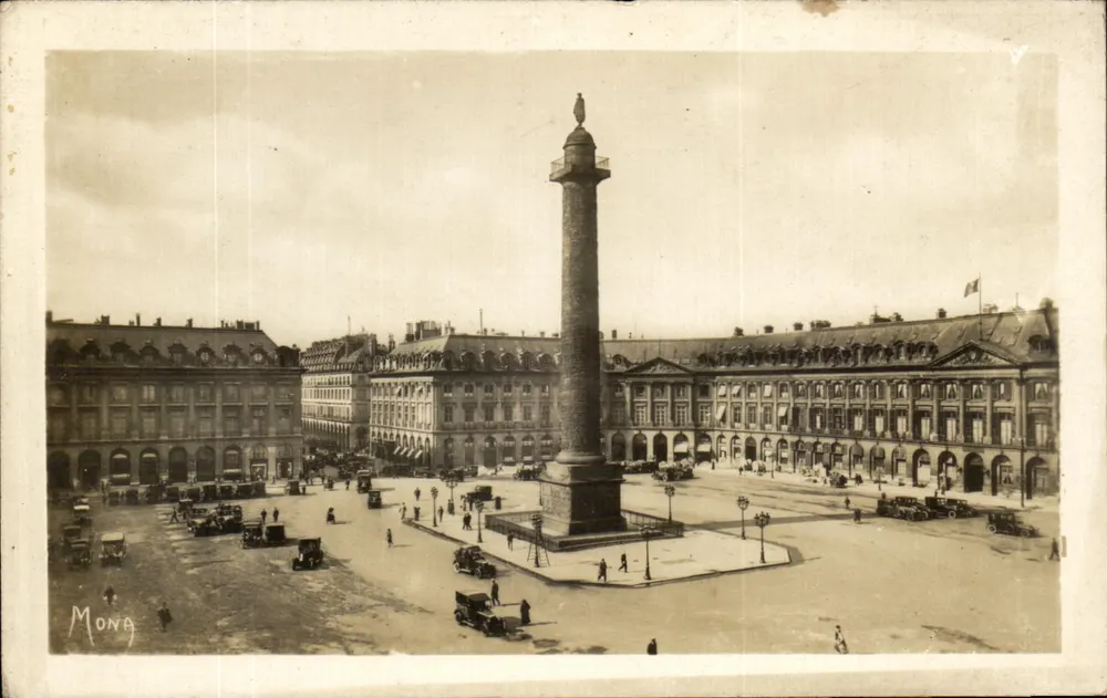 Piazza Vendôme — colonna Napoleone — editore Mona, n° 1042 - Recto