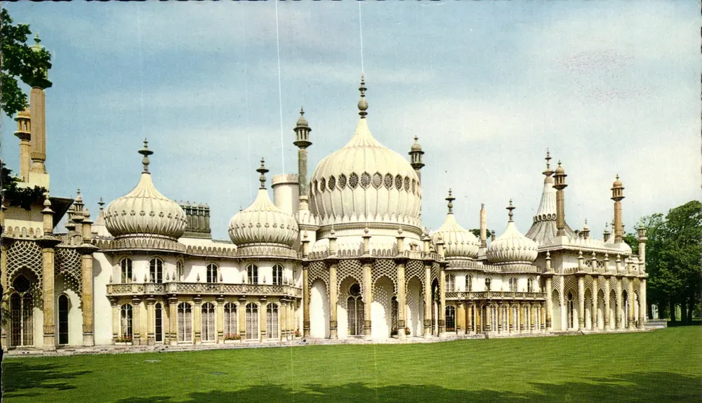 Pavilhão Real — Brighton — Wardell's Natural Colour - Frente
