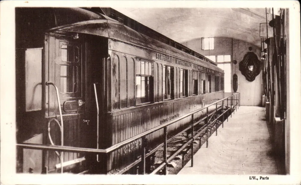 Wagen des Marschalls Foch — Forêt de Compiègne — L.H., Paris - Vorderseite