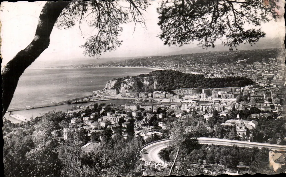 Vista geral de Nice — vista do Mt-Boron — Éditions du GLOBE, n°167 - Frente