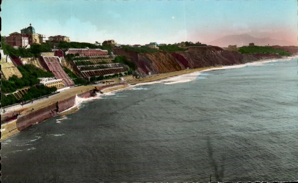 Costa dos Basques — Praia e falésias — Fotográfico Verdadeiro - Frente