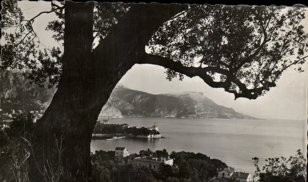 Béaulieu-sur-Mer — Baía das Formigas — Edição Ruyman, Nice - Frente