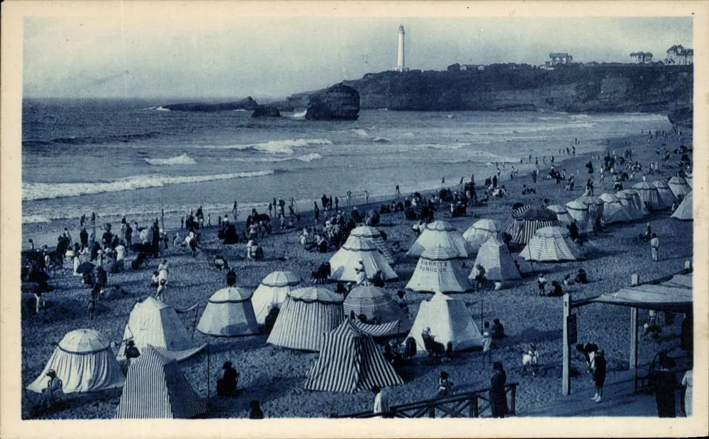 Biarritz (Costa Basca) — A Grande Praia — O Farol - Frente