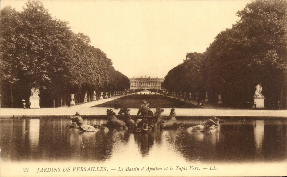 Gärten von Versailles — Der Apollo-Becken und der Grün Teppich — LL. - Vorderseite