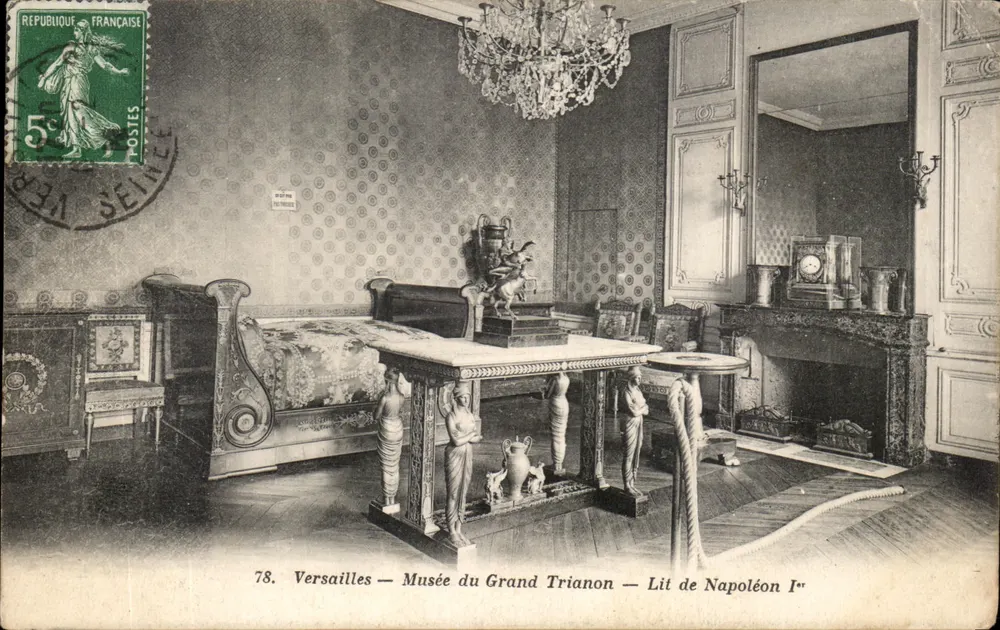 Versailles — Musée du Grand Trianon — Lit de Napoléon Ier — Héliotypie Bourdier et Faucheux - Vorderseite