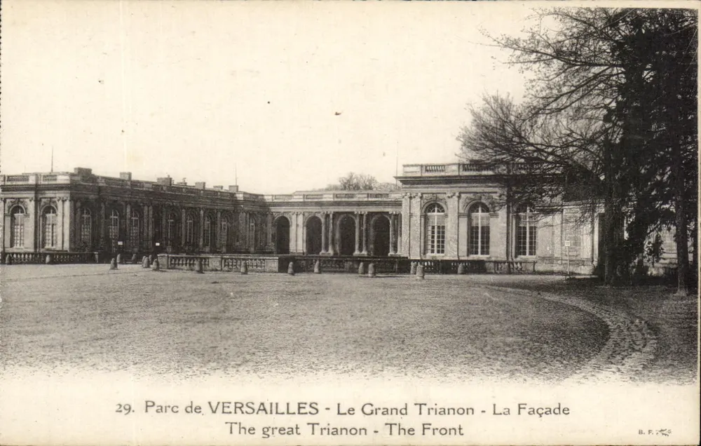 Parco di VERSAILLES - Il Grand Trianon - La Façade - Recto