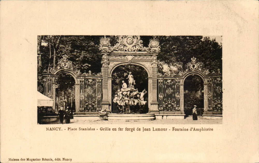 Nancy - Place Stanislas - Eisenzaun von Jean Lamour - Fontäne der Amphitrite - Vorderseite