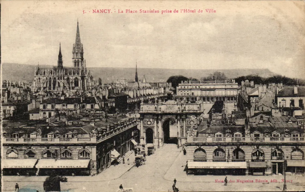 NANCY - Ansicht der Place Stanislas vom Rathaus — Maîssière des Magasins Réunis, Verlag Nancy - Vorderseite