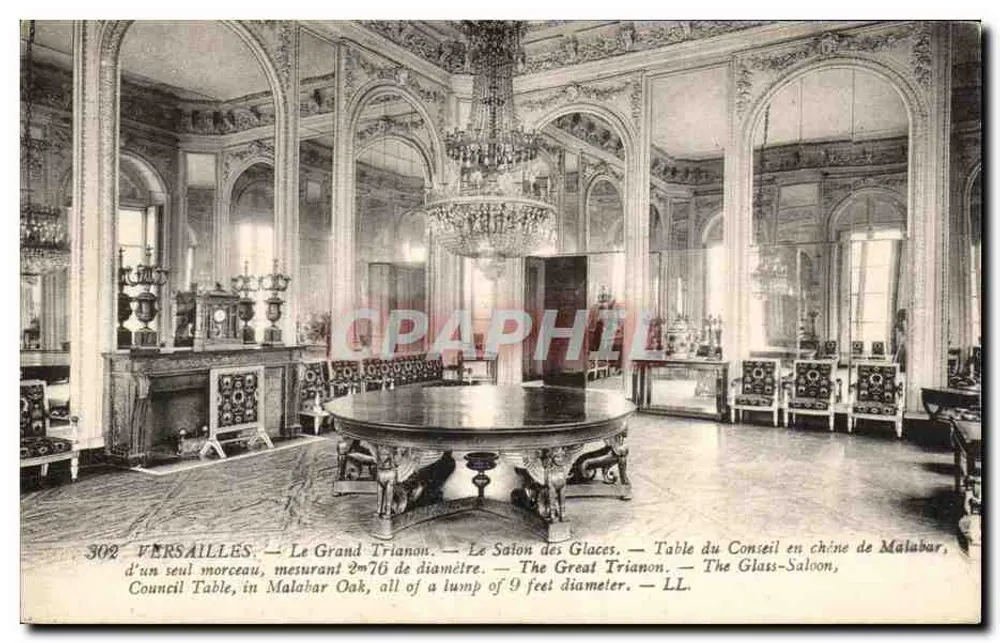 Versailles — Der Große Trianon — Der Spiegelsaal — Tisch des Rates aus Malabar-China - Vorderseite