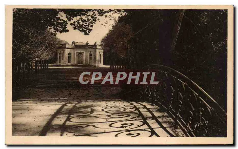 Petit Trianon - Der französische Pavillon — Serie 33 — Kunstausgabe YVON, Paris - Vorderseite